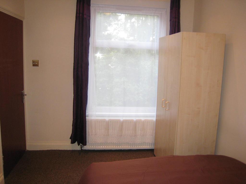 The Dream Resthouse London Room photo